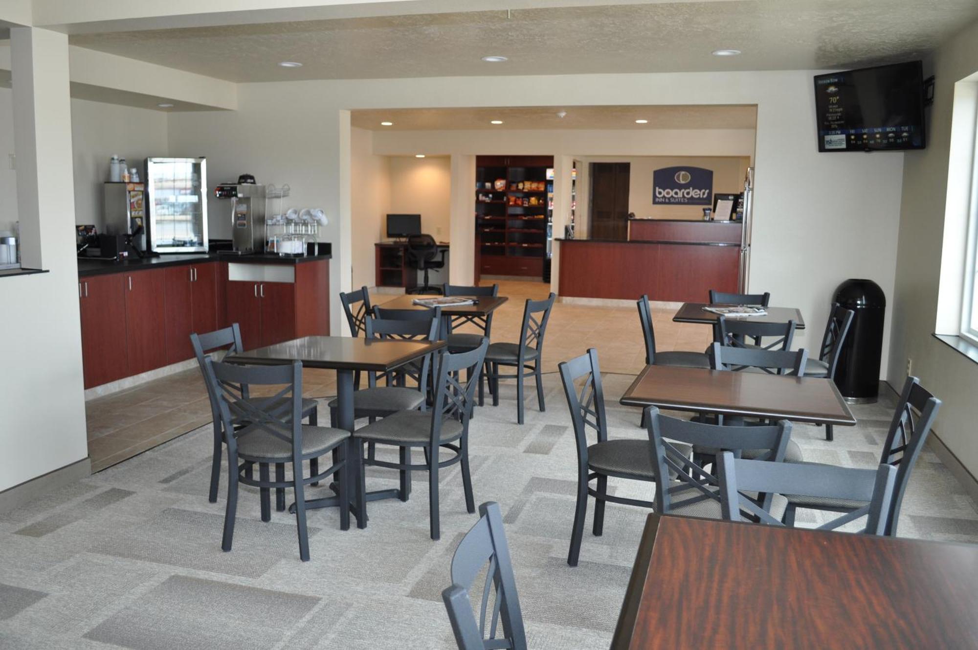 Boarders Inn & Suites By Cobblestone Hotels - Broken Bow Exterior photo